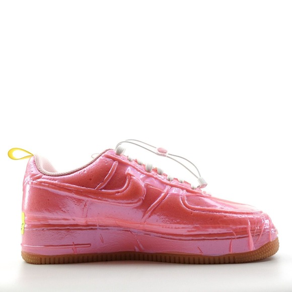 nike experimental racer pink